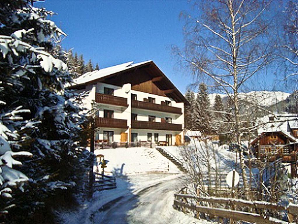 Haus Bergblick Apartment Bad Kleinkirchheim Luaran gambar