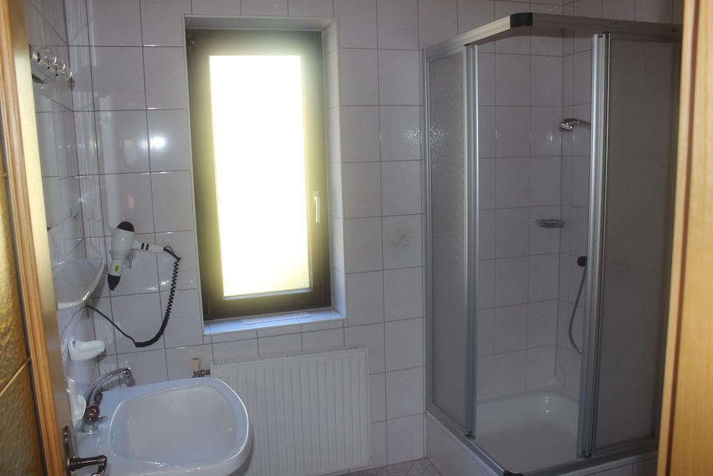 Haus Bergblick Apartment Bad Kleinkirchheim Bilik gambar