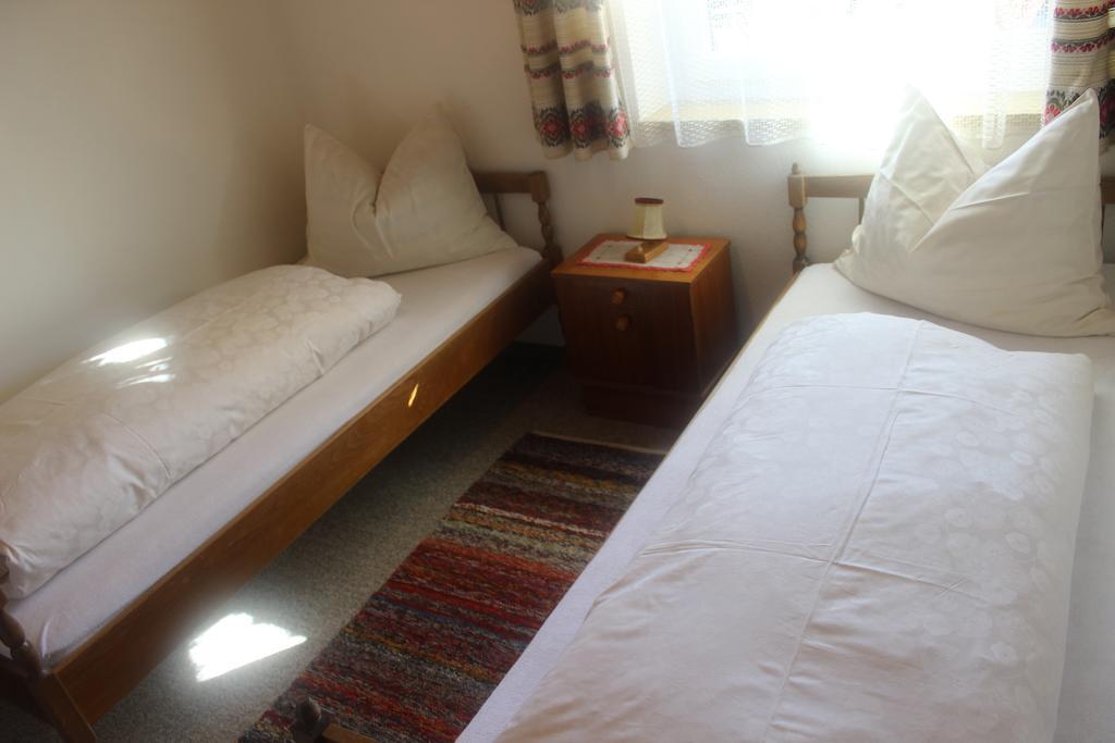 Haus Bergblick Apartment Bad Kleinkirchheim Bilik gambar
