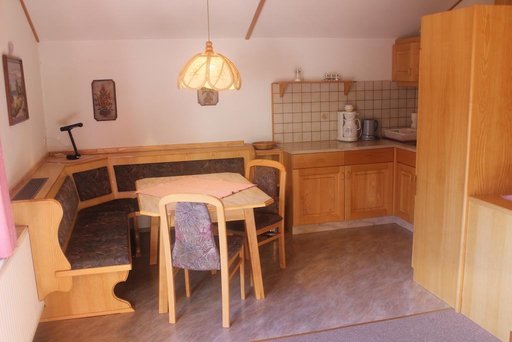 Haus Bergblick Apartment Bad Kleinkirchheim Bilik gambar